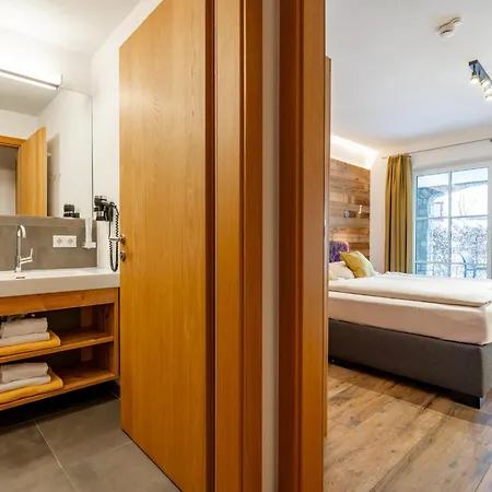 Apartamento Tauern Mitterwirt 303 *